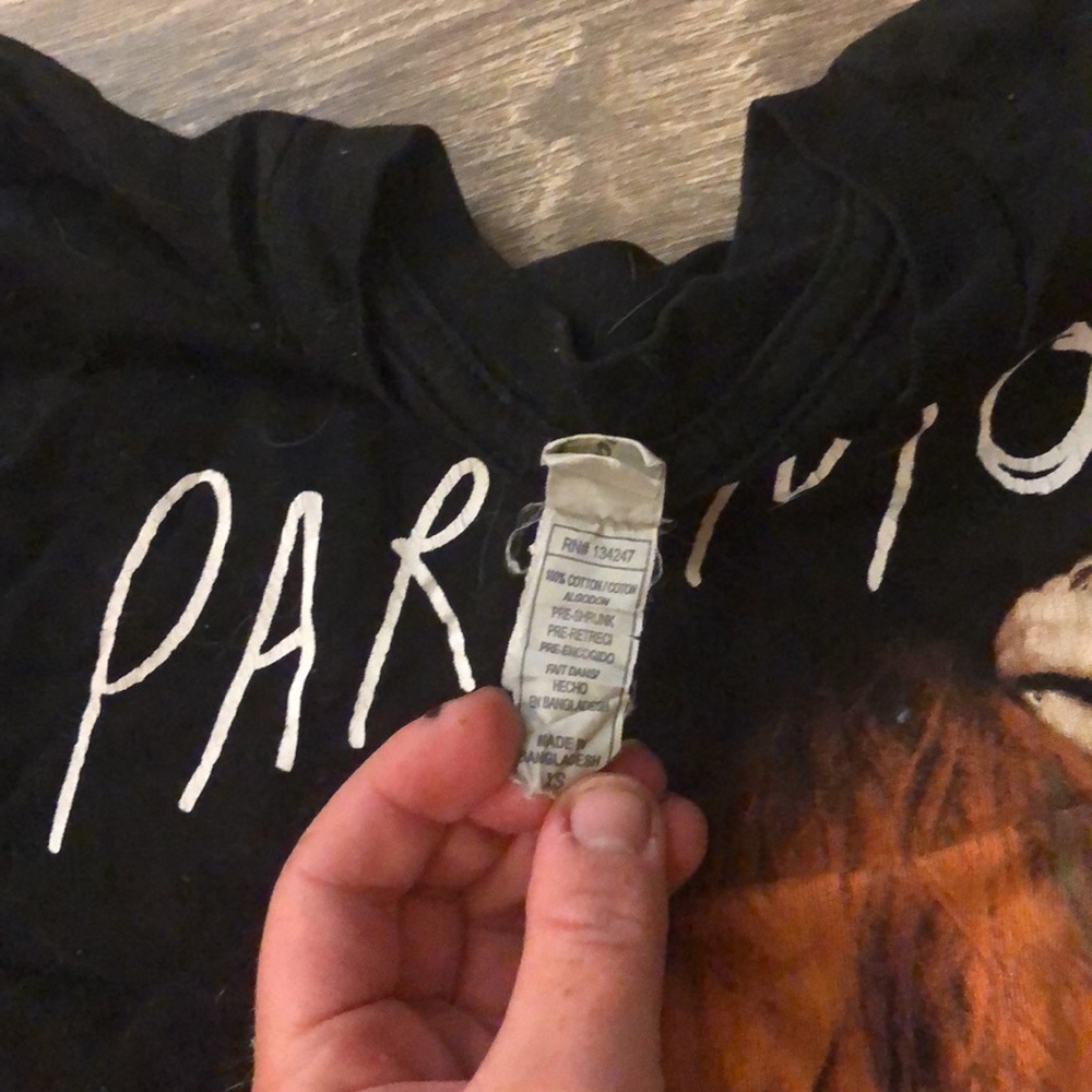 Black paramours tee